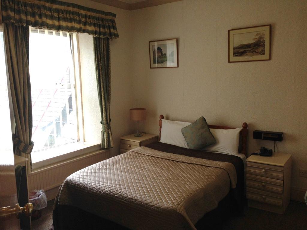 Tregenna Hotel Merthyr Tydfil Zimmer foto